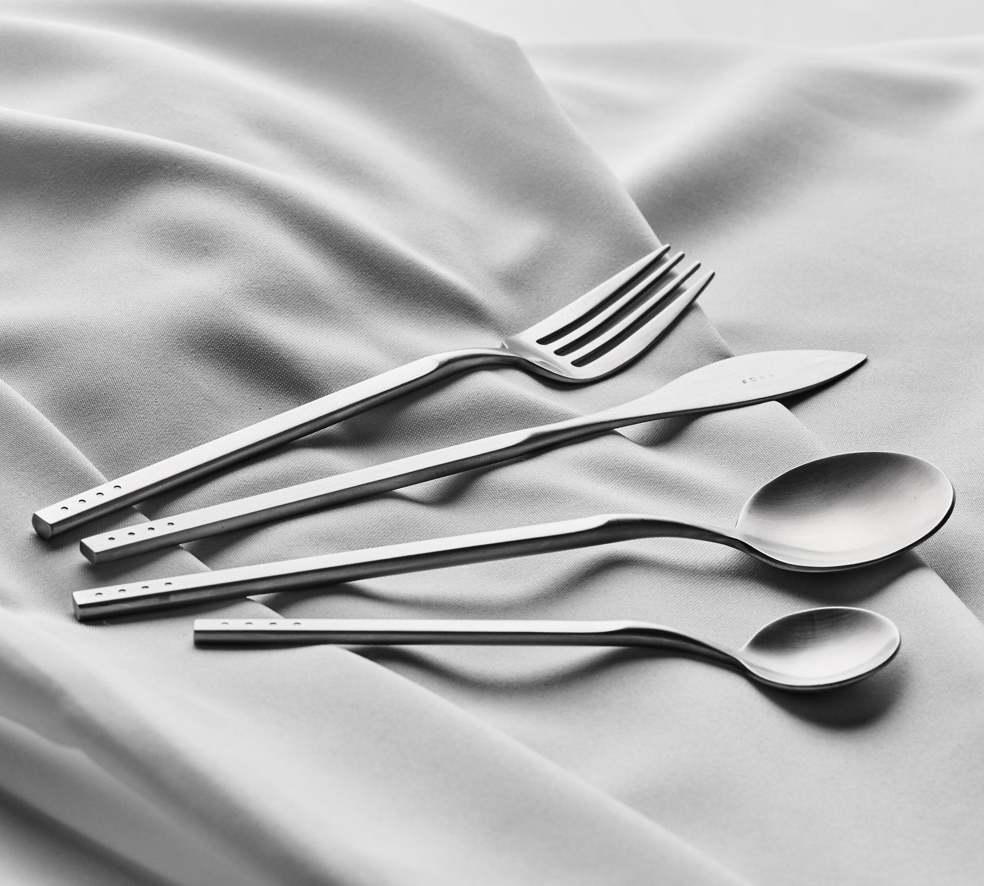 Brushed Silver — 24pc Cutlery Set
